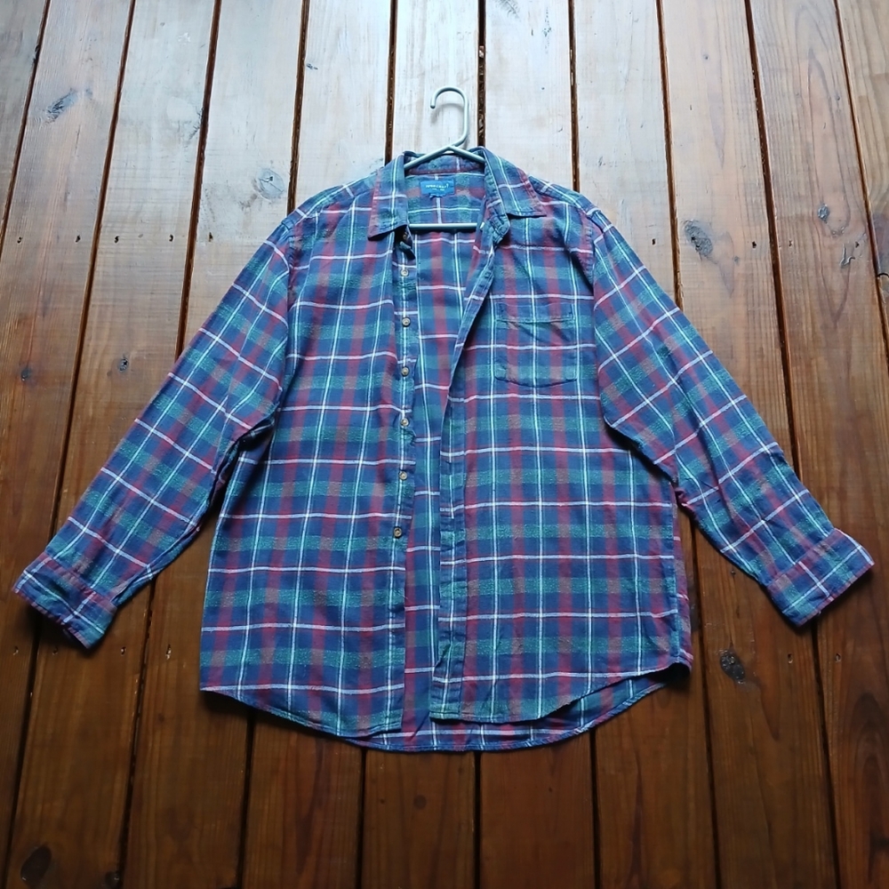 Vintage 90's men's L blue red green plaid worn long sleeve flannel shirt